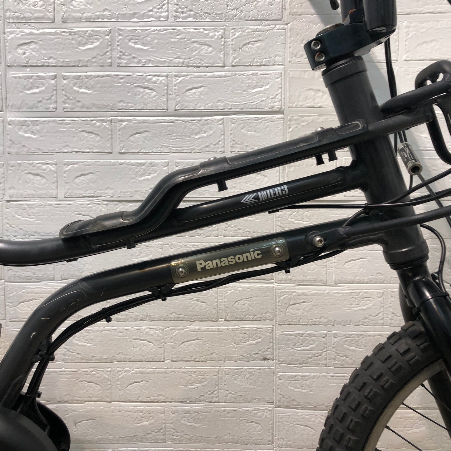 パナソニック EZ グレー 20インチ YP086 【中古車】