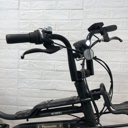 パナソニック EZ グレー 20インチ YP086 【中古車】