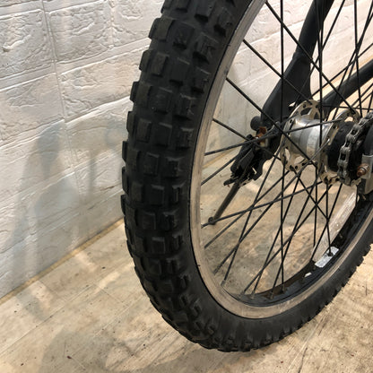 パナソニック EZ グレー 20インチ YP086 【中古車】