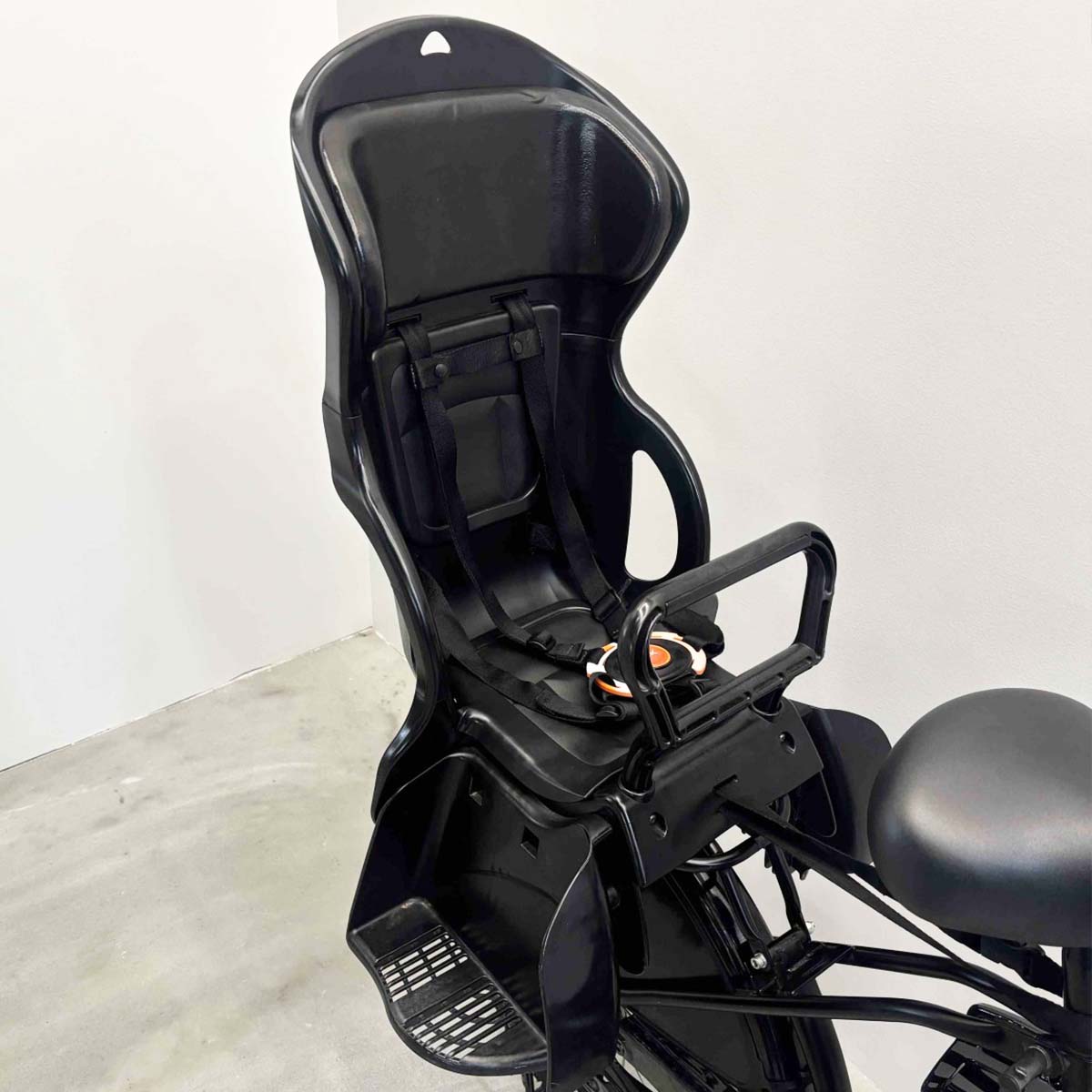 ブリヂストン アシスタC STD ブラック 20インチ YJ128 【中古車】