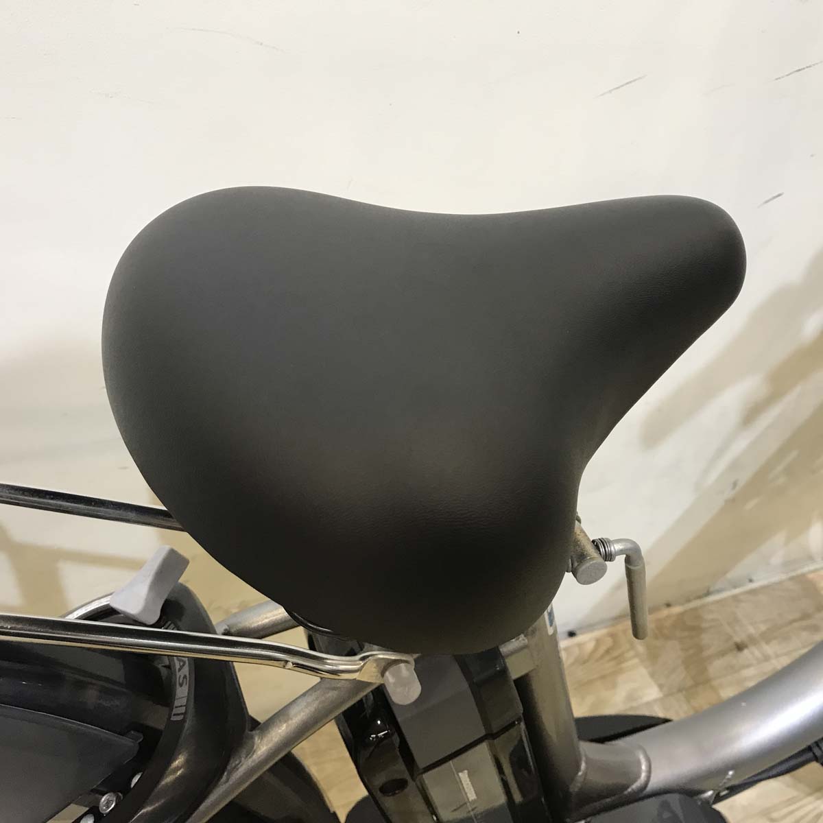 中古電動自転車  ヤマハ PAS ナチュラ S シルバー 26インチ KA082