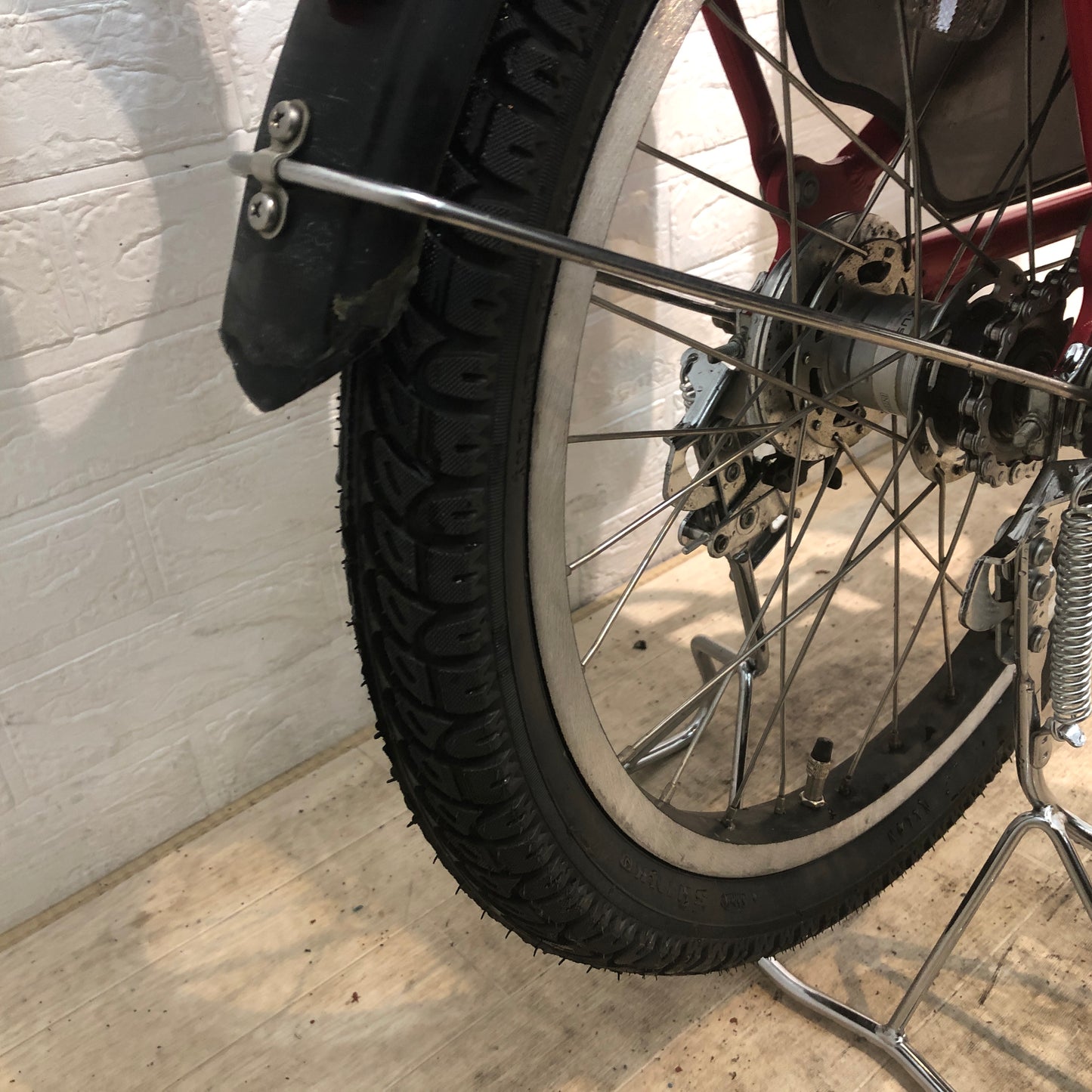 ブリヂストン アンジェリーノ プティット e レッド 20インチ YP089【中古車】