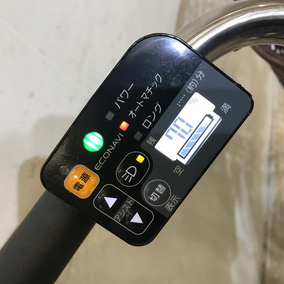 中古電動自転車  パナソニック ビビ DX ホワイト 26インチ KA083