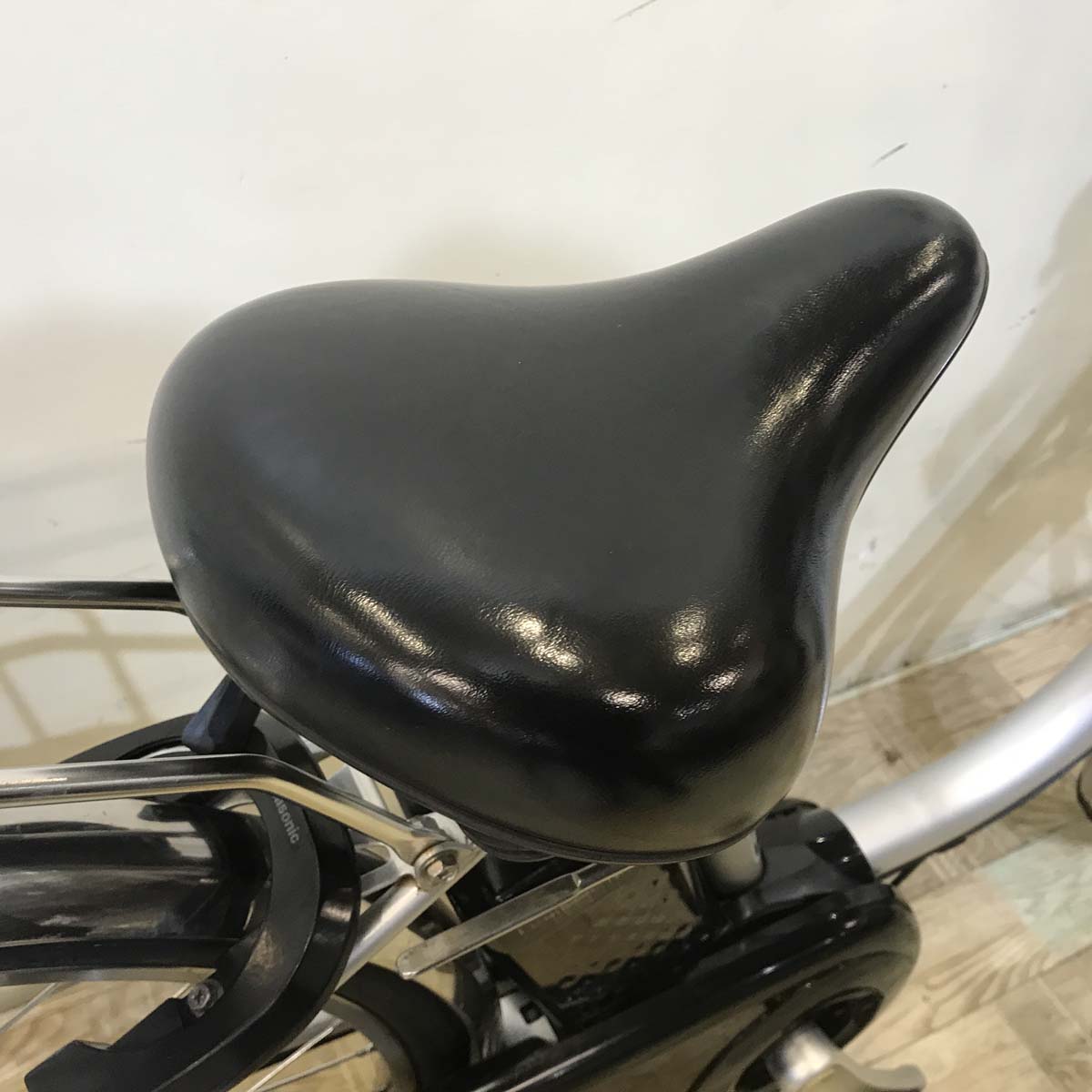 中古電動自転車  パナソニック ビビ DX シルバー 26インチ KA084
