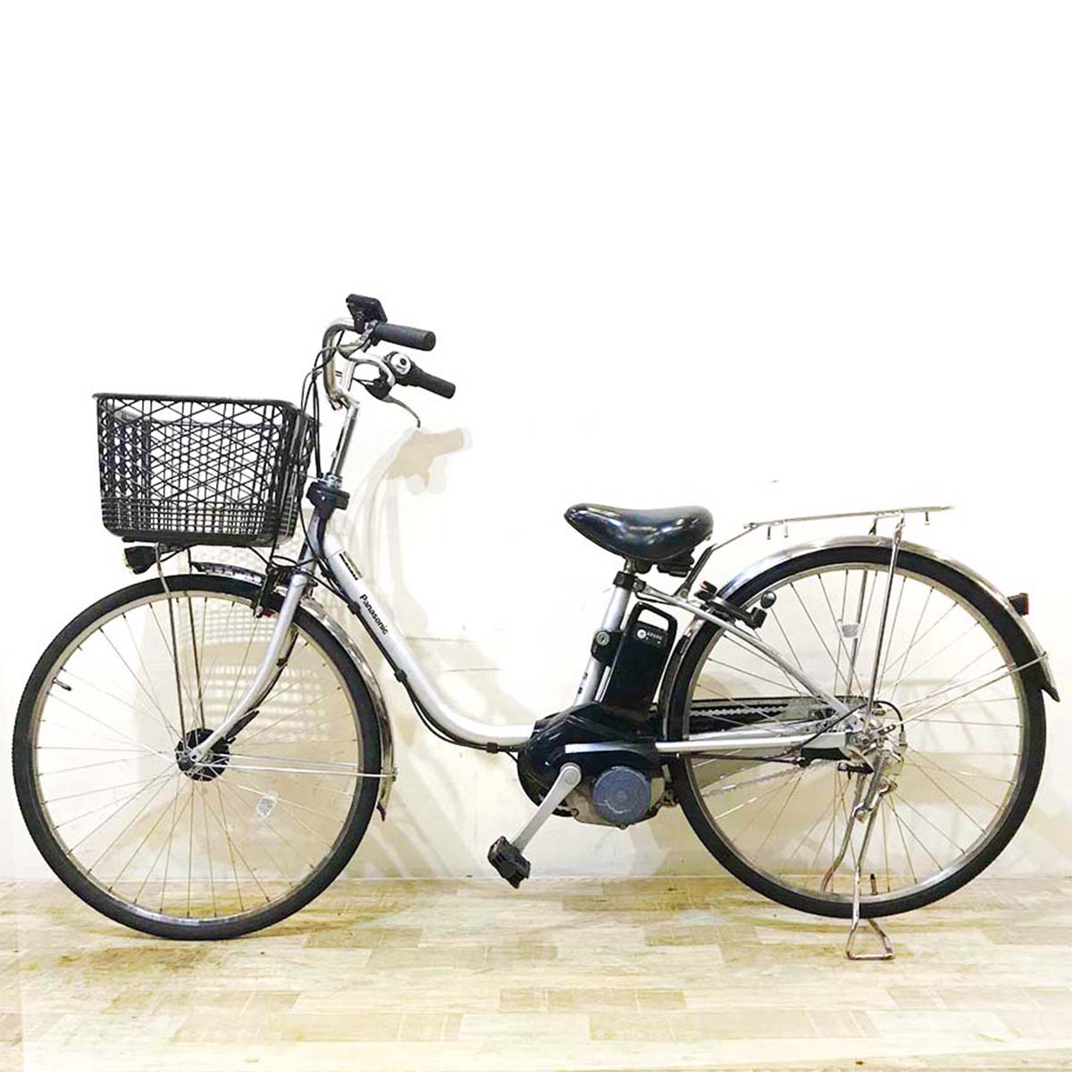 中古電動自転車  パナソニック ビビ DX シルバー 26インチ KA084