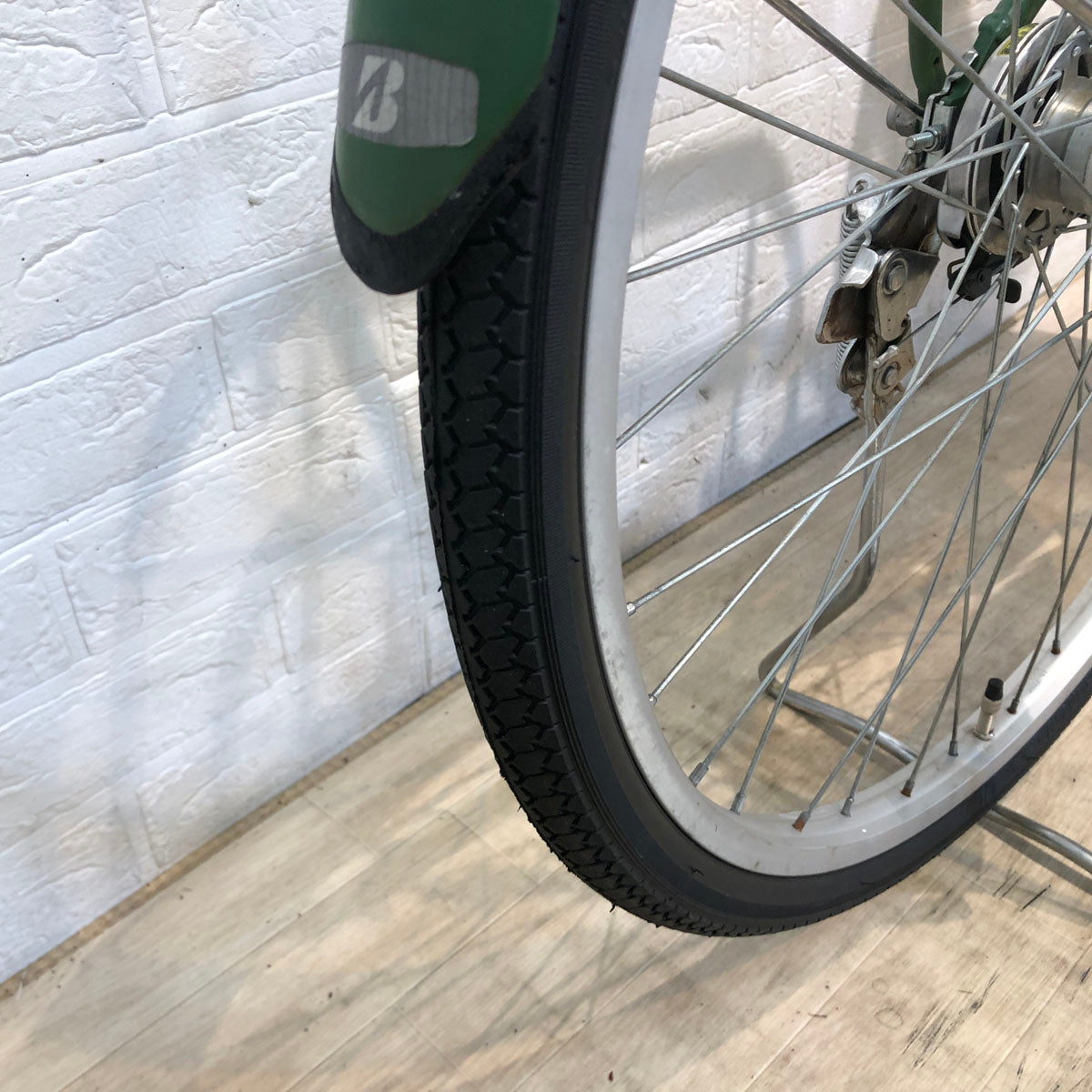 ブリヂストン アシスタ U STD グリーン 26インチ SR392Y【中古車】