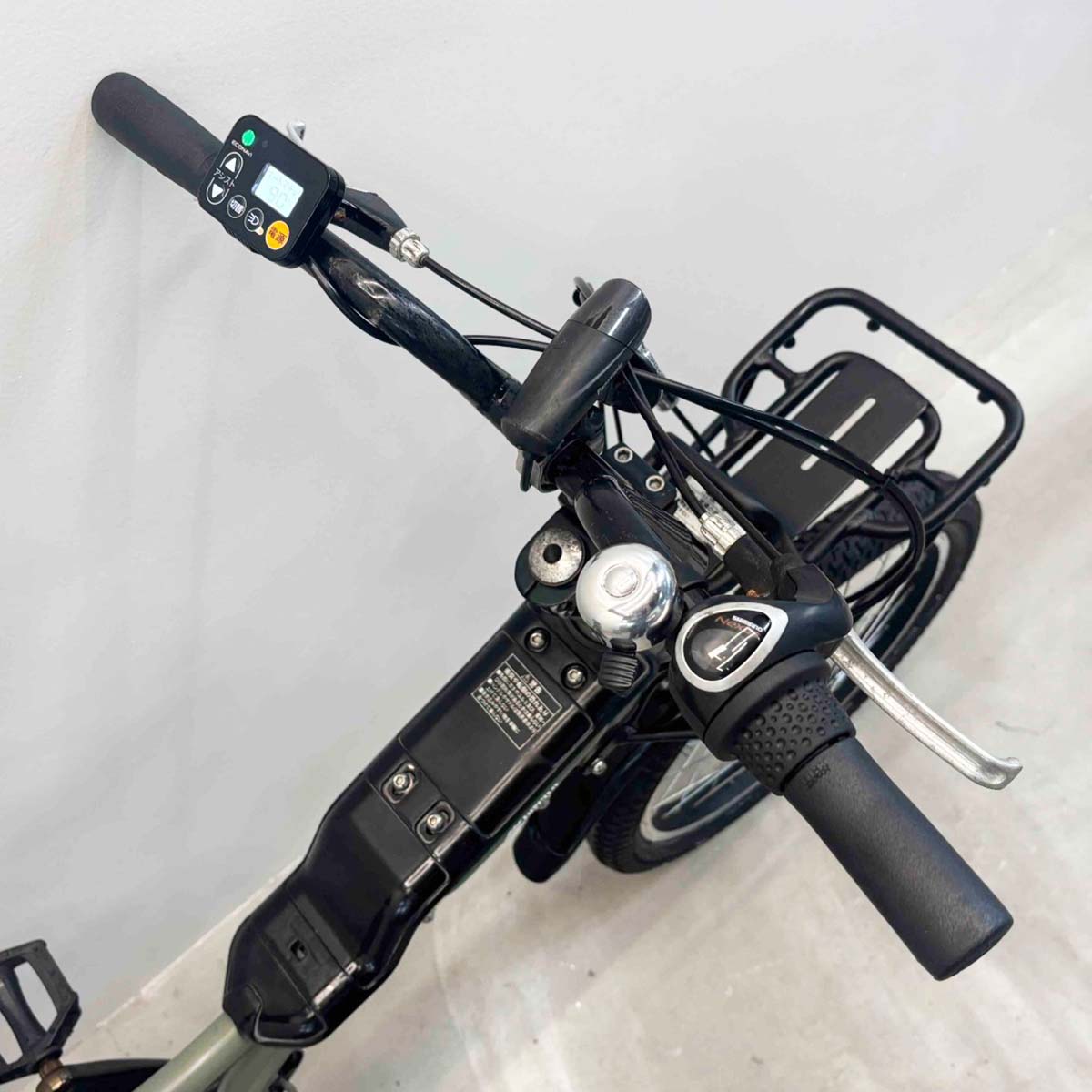 パナソニック EZ カーキ 20インチ YJ136 【中古車】