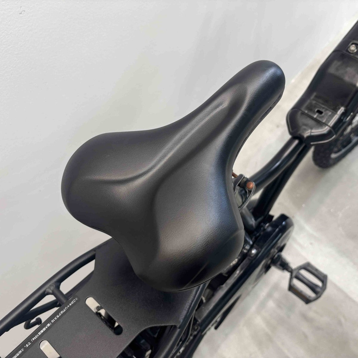 パナソニック EZ ブラック 20インチ YJ137 【中古車】