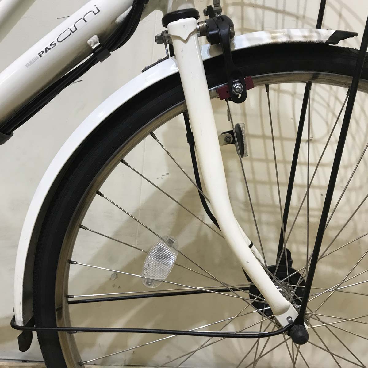中古電動自転車 ヤマハ PAS Ami パス アミ ホワイト 26インチ KA091