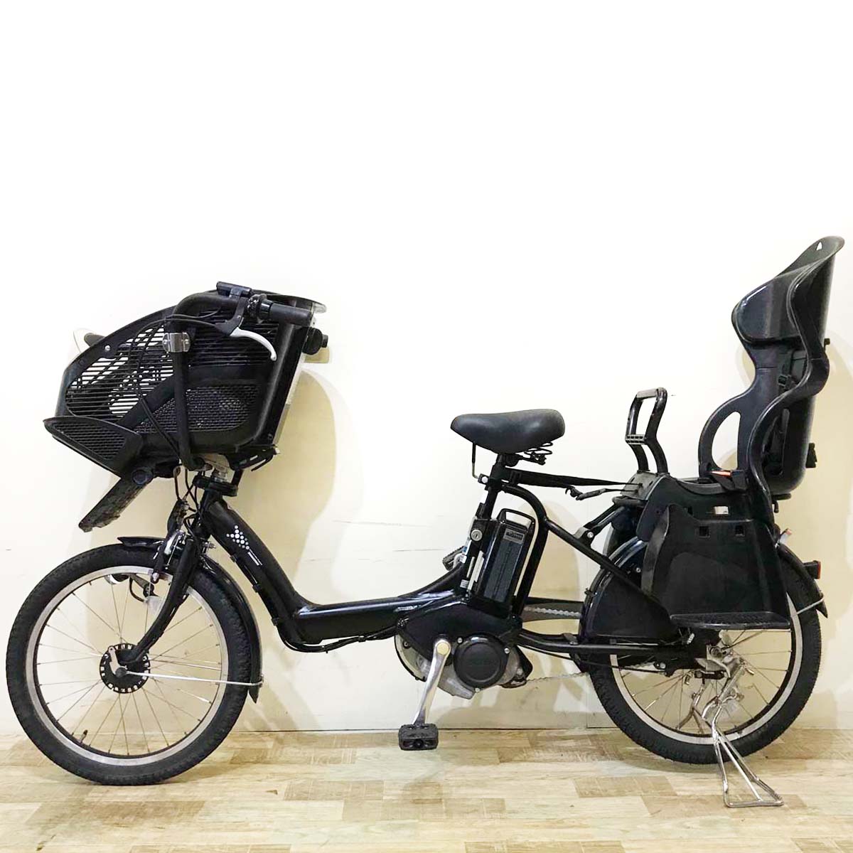 ブリヂストン アンジェリーノ プティット e ブラック 20インチ KW034【中古車】
