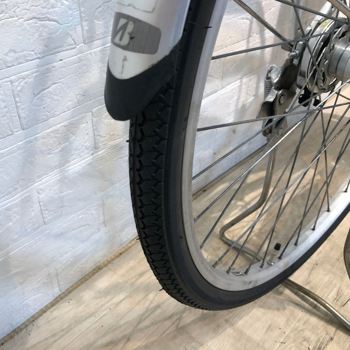 ブリヂストン アシスタ U STD シルバー 26インチ SR395Y【中古車】