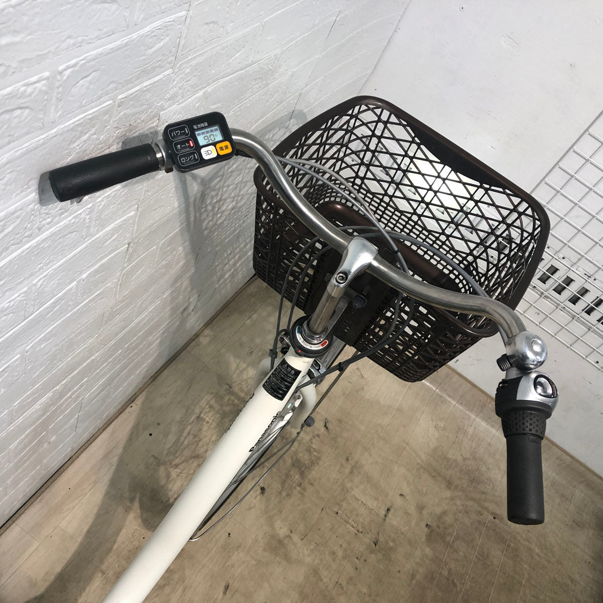 中古電動自転車 パナソニック ビビ LU ホワイト 26インチ YB081 