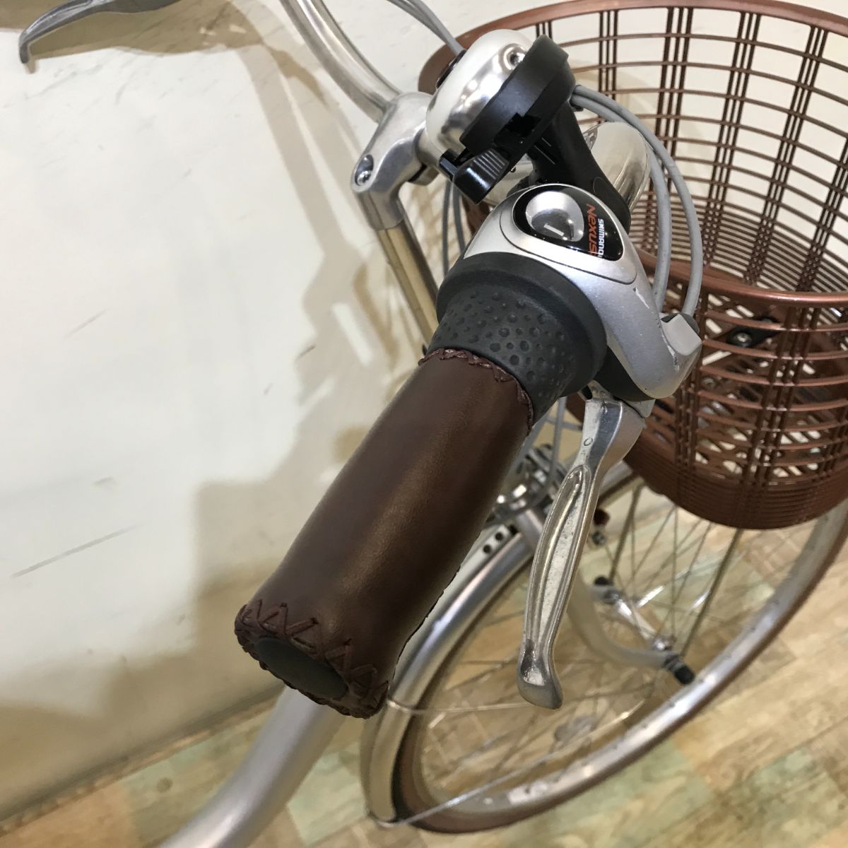 パナソニック ビビ ライト U シルバー 26インチ KN008【中古車】
