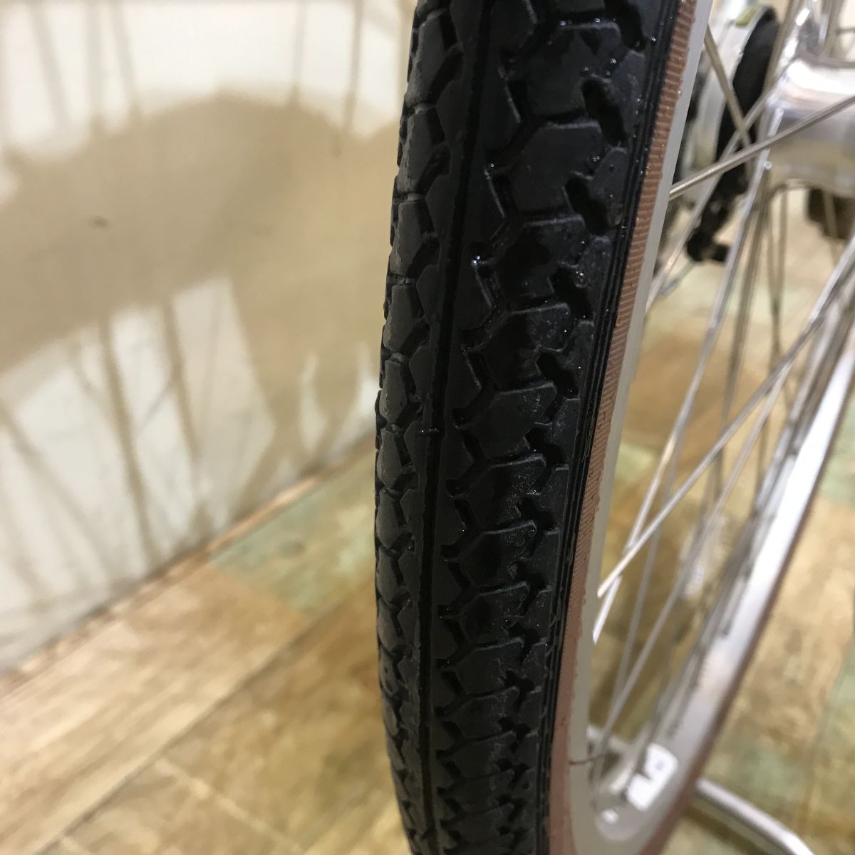 パナソニック ビビ ライト U シルバー 26インチ KN008【中古車】