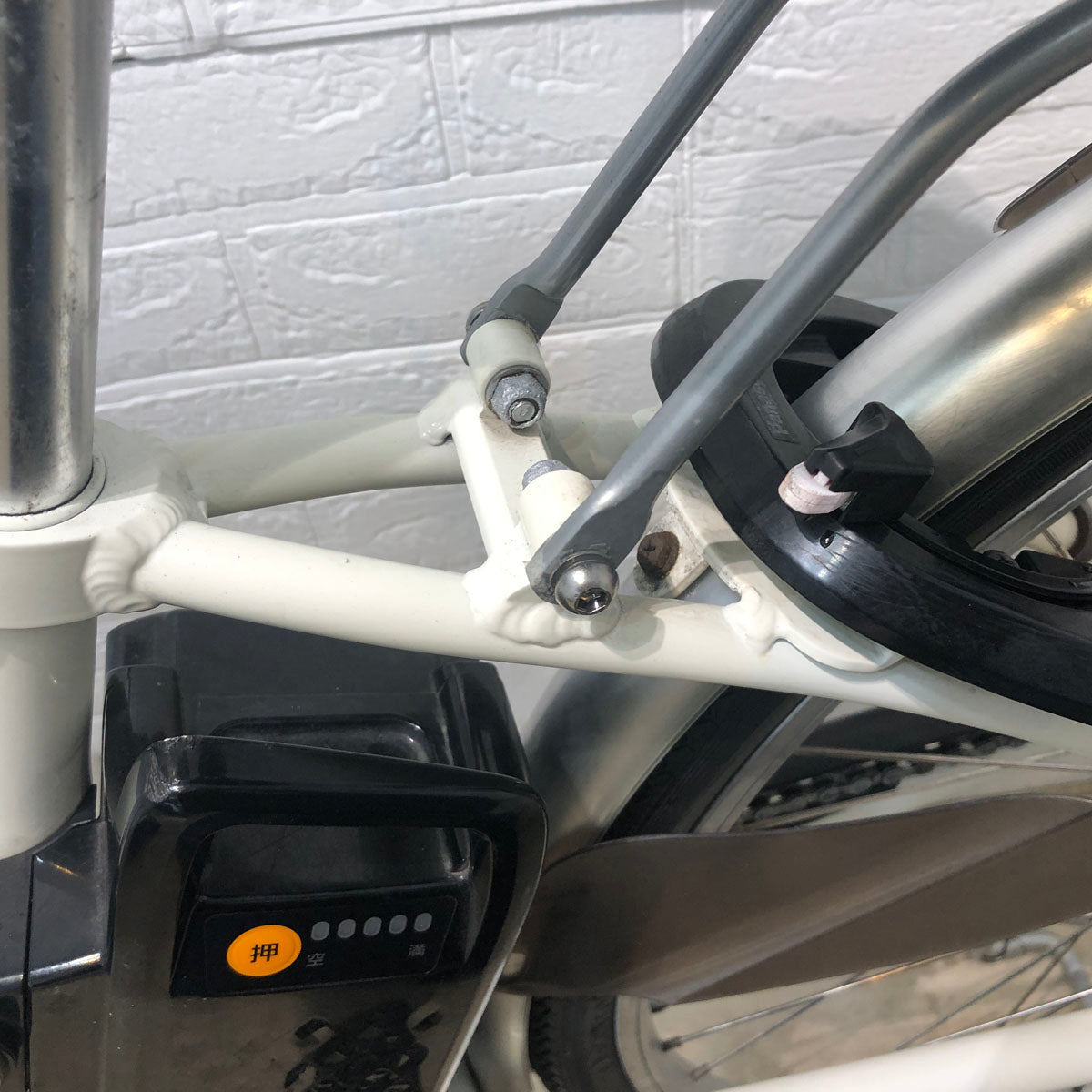 パナソニック ビビ LU ホワイト 26インチ YB081 【中古車】