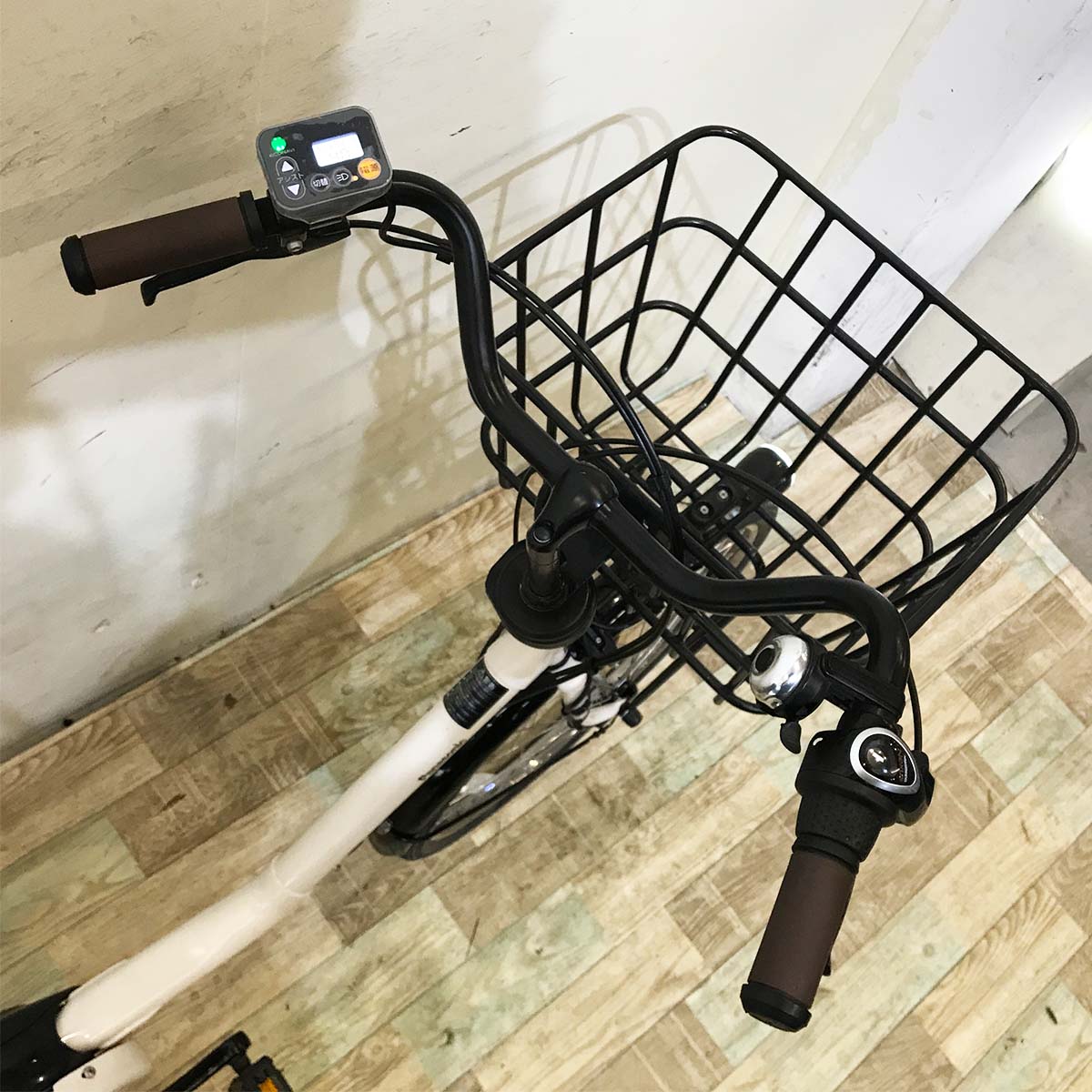 中古電動自転車 パナソニック ギュット ステージ ホワイト 22インチ KA096