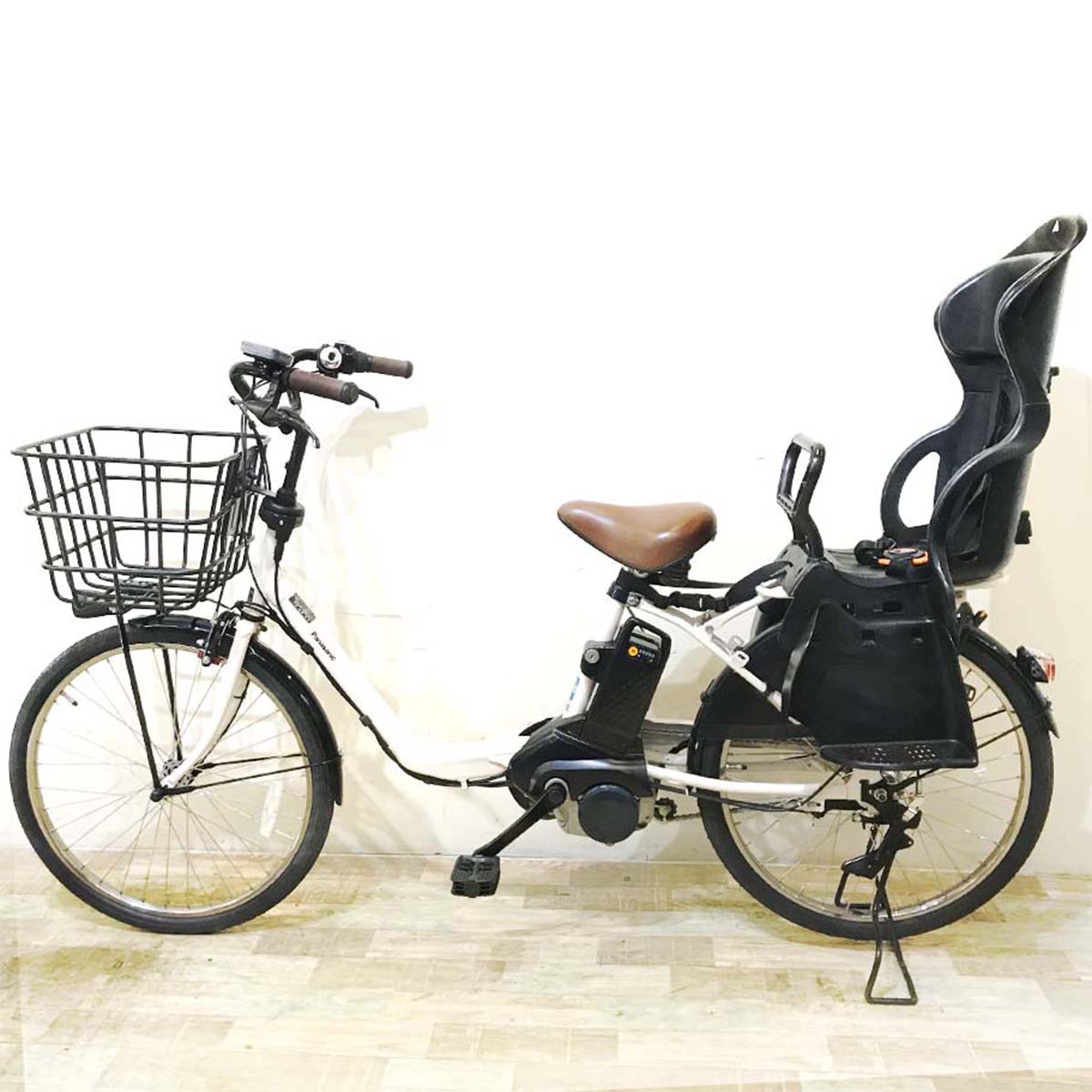 パナソニック ギュット ステージ ホワイト 22インチ KA096【中古車】