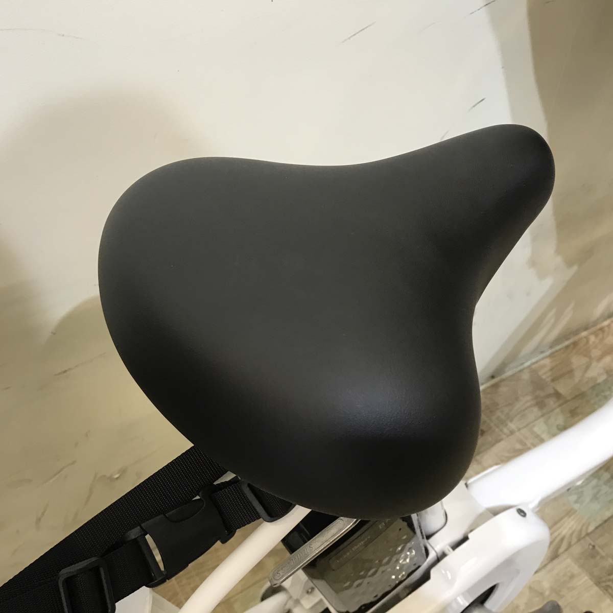 パナソニック ギュット ミニ EX ホワイト 20インチ KA097【中古車】