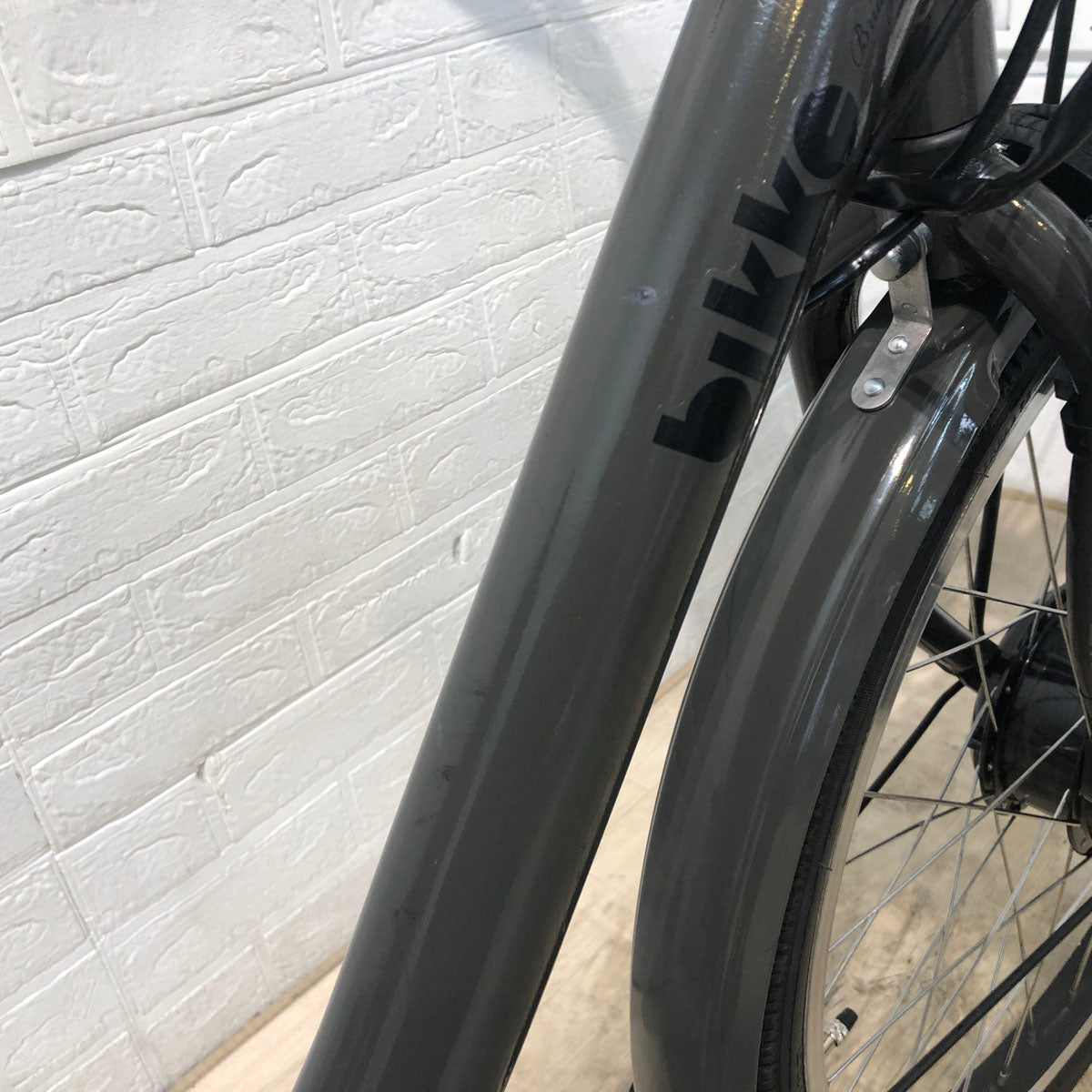 中古電動自転車 ブリヂストン bikke MOB dd ビッケ モブ dd グレー 前24×後20インチ SR409Y 
