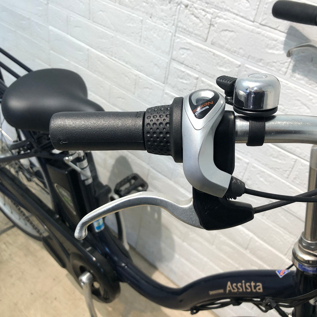 ブリヂストン アシスタ ベーシック ネイビー 26インチ YU105  【中古車】