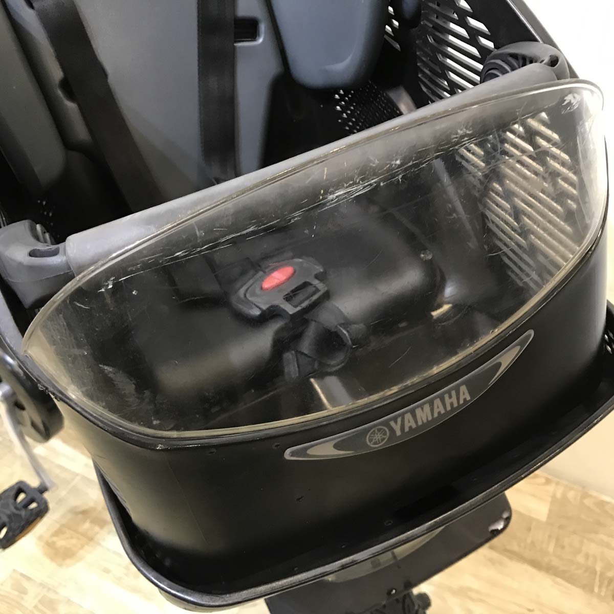 ブリヂストン アンジェリーノ プティット e ブラック 20インチ KW040【中古車】