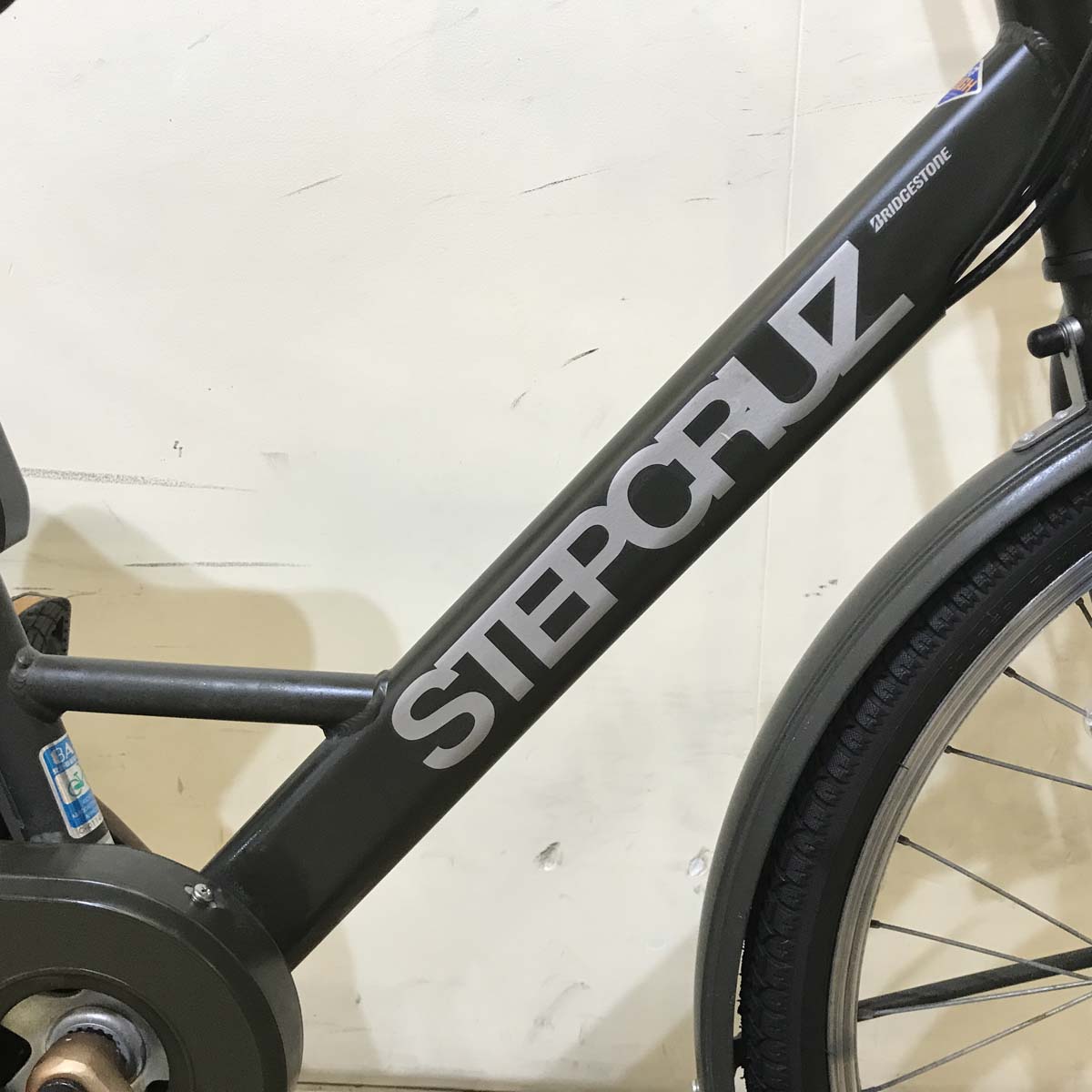 ブリヂストン ステップクルーズ e カーキ 26インチ KA100 【中古車】