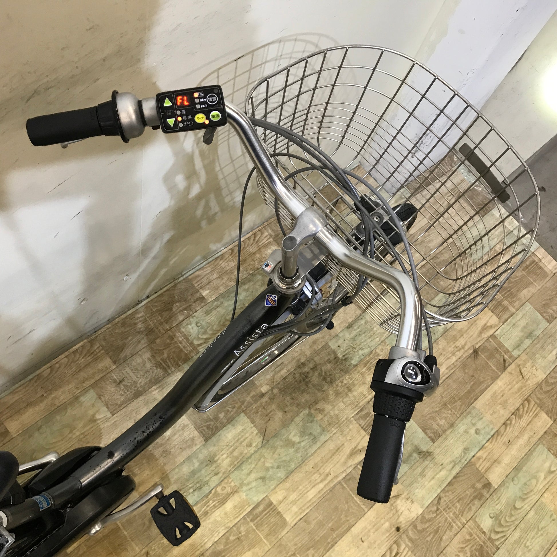 中古電動自転車 ブリヂストン アシスタ DX シルバー 26インチ KF122 