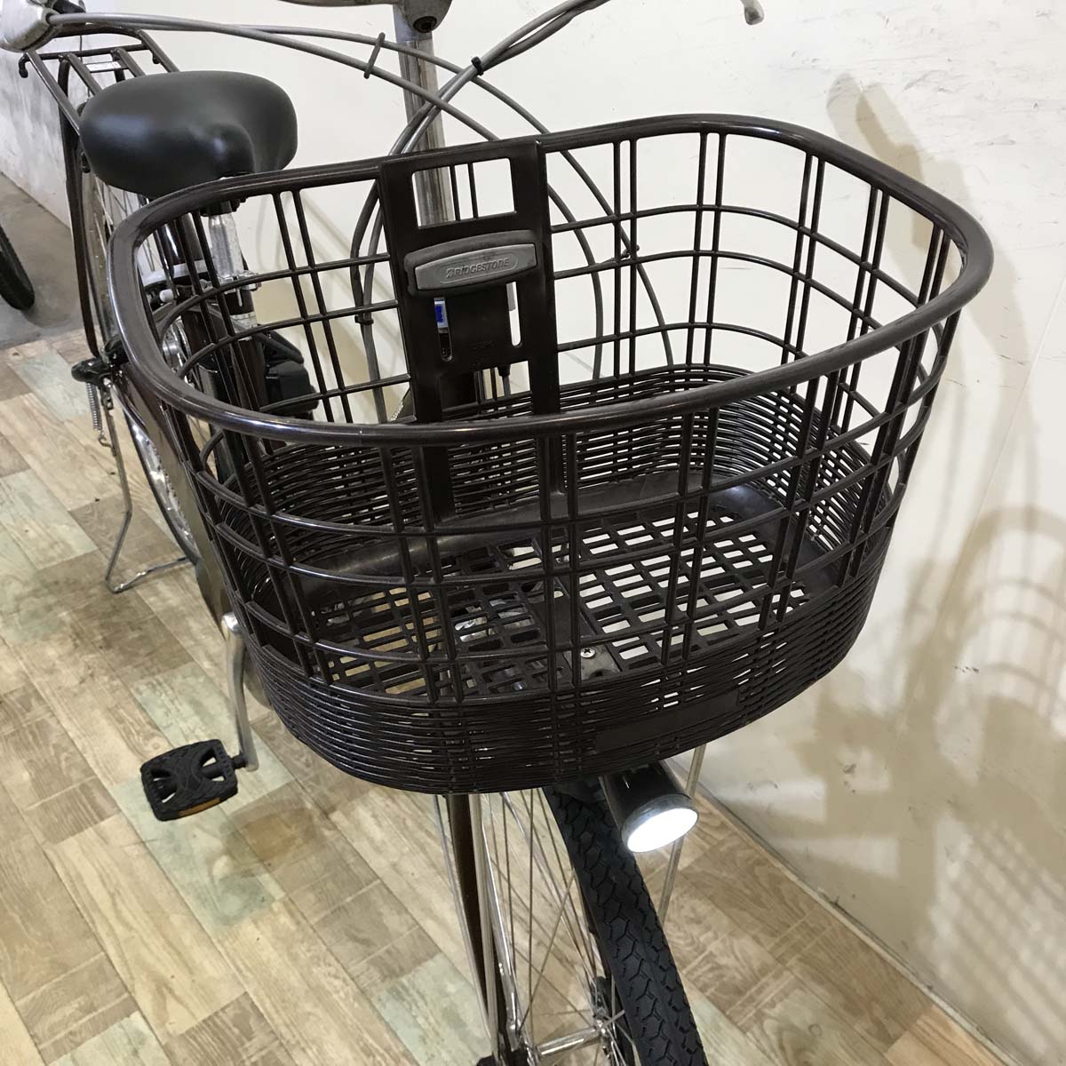 ブリヂストン アシスタ ポルク ブラウン 26インチ KW042 【中古車】