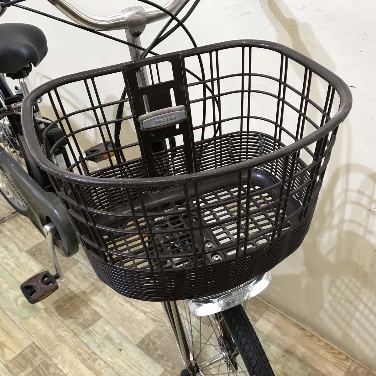 ブリヂストン アシスタ ロイヤル ブラウン 26インチ KW044 【中古車】