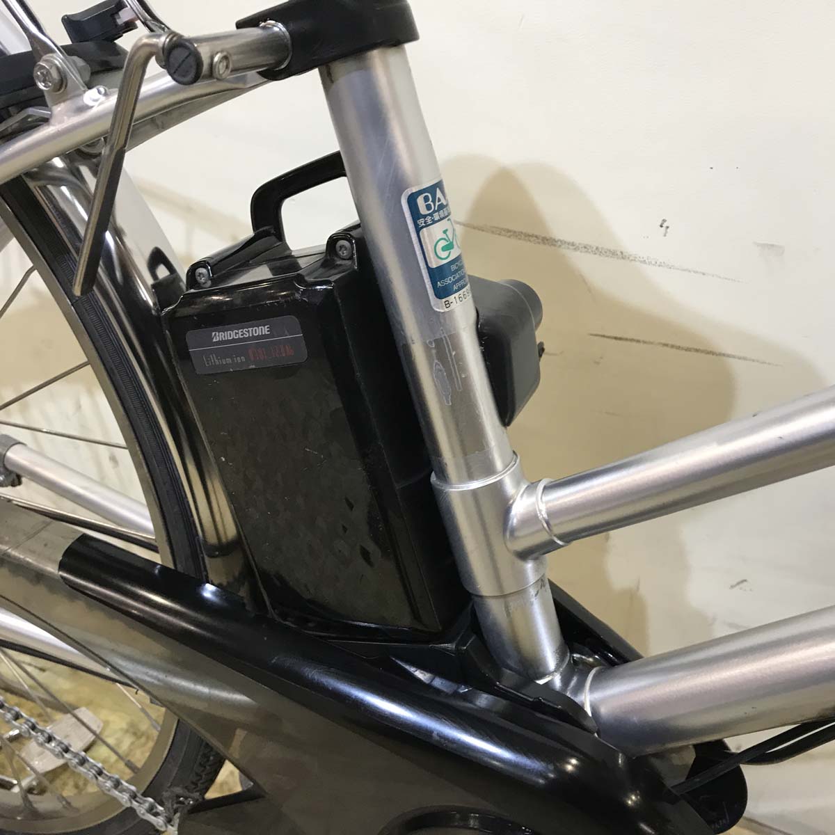 中古電動自転車 パナソニック ビビ DX シティ シルバー  27インチ KA105