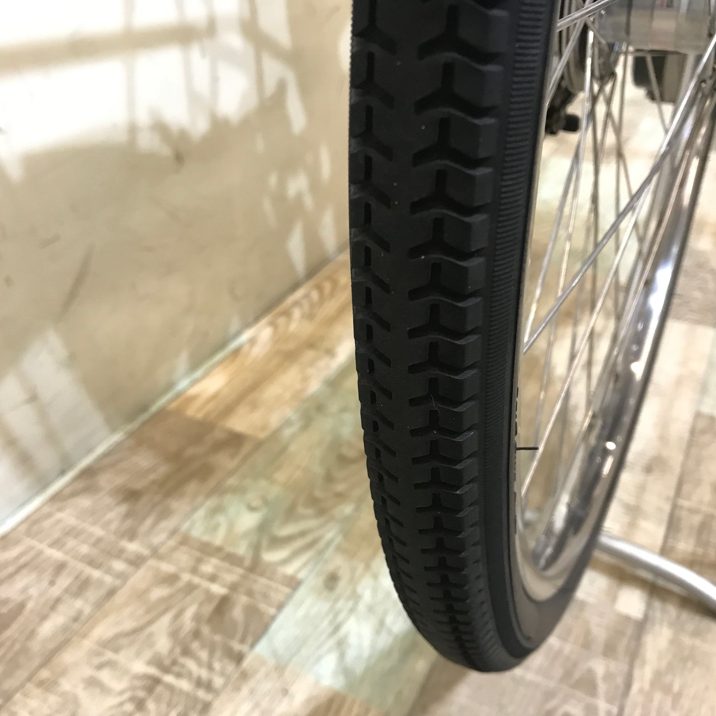 パナソニック ビビ L シルバー 24インチ KR117【中古車】