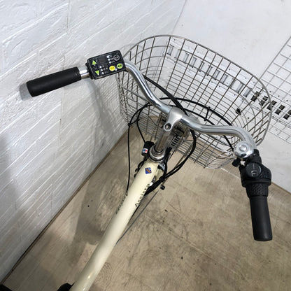 ブリヂストン アシスタ ロイヤル アイボリー 26インチ YB094 【中古車】