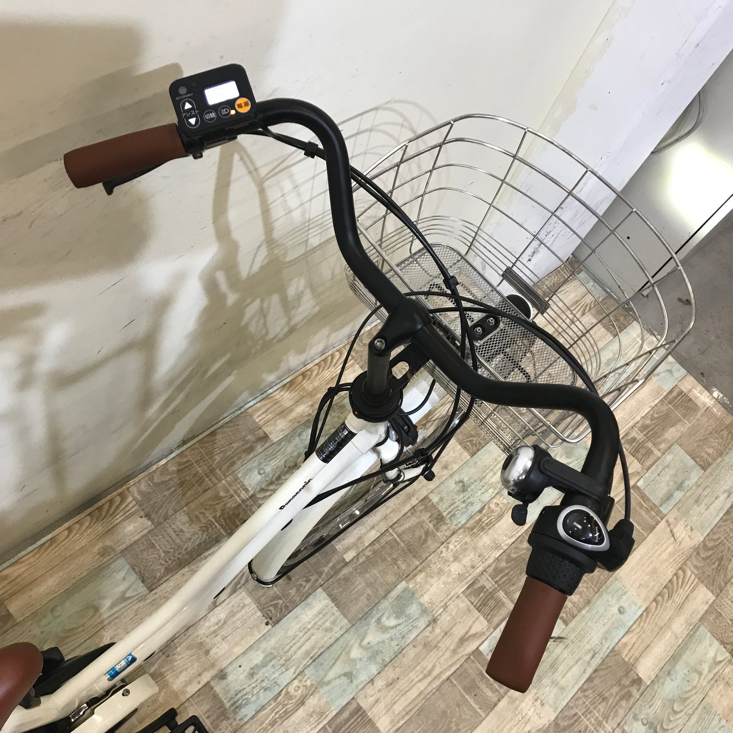 パナソニック ティモ I ホワイト 26インチ KR119 【中古車】