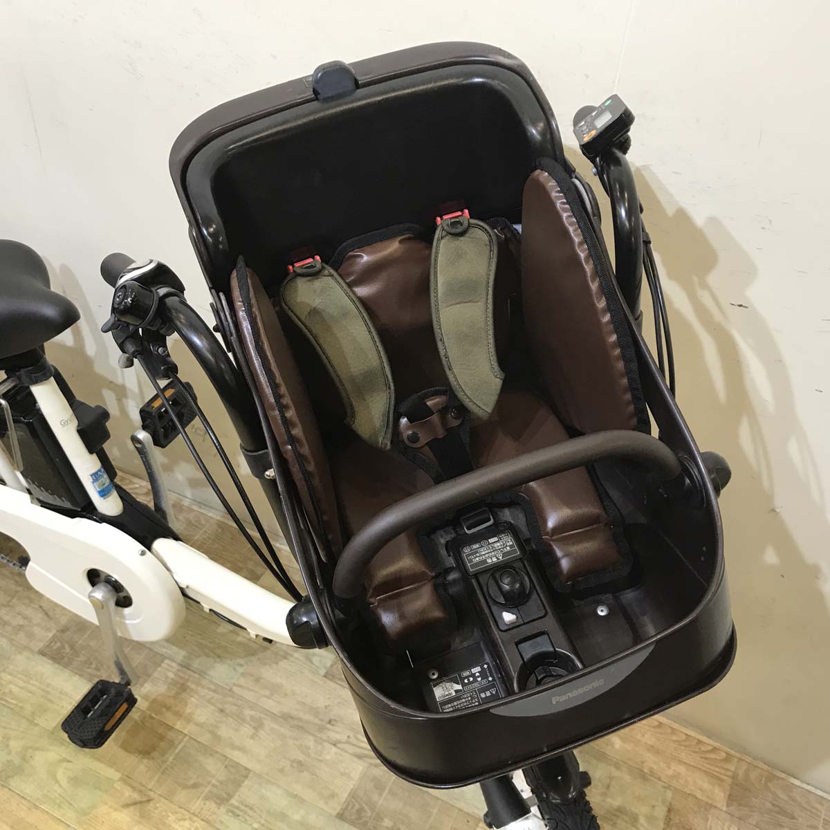 パナソニック ギュット ミニ DX ホワイト 20インチ KF130【中古車】