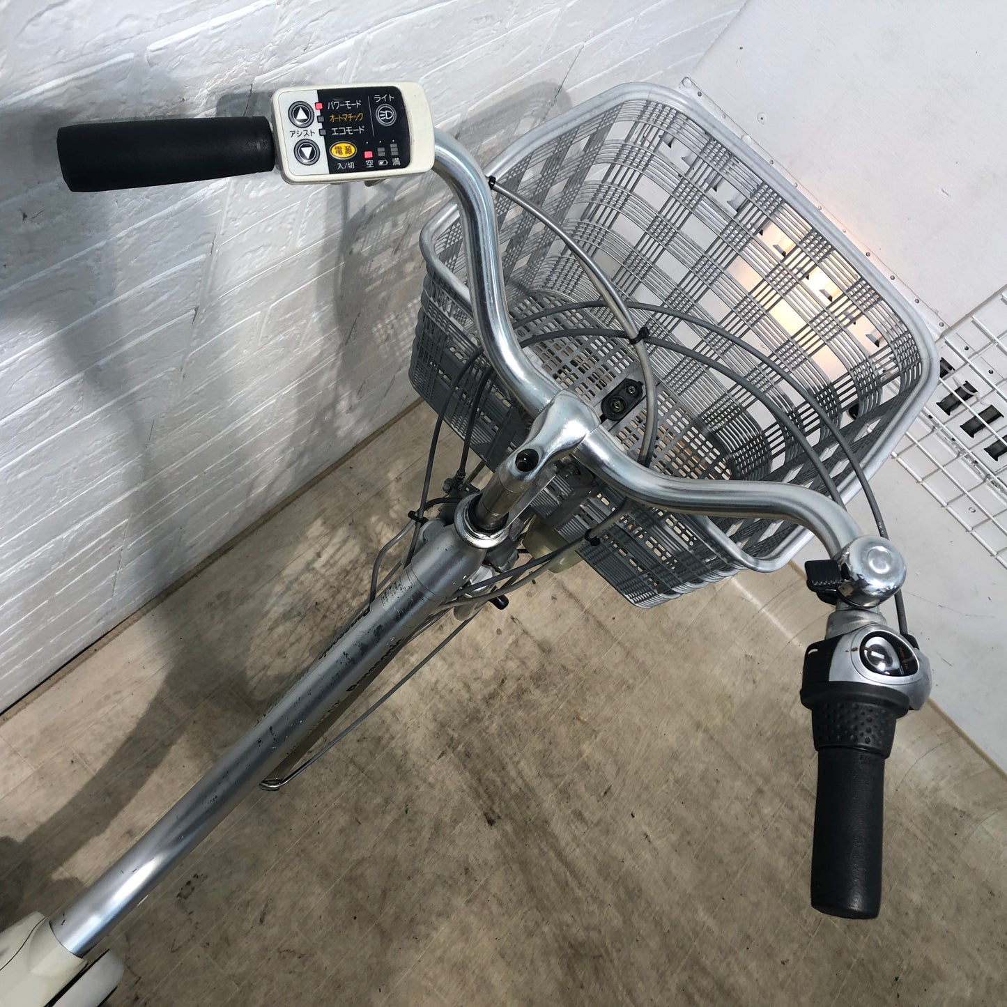 パナソニック ビビ NX シルバー 26インチ YP108 【中古車】