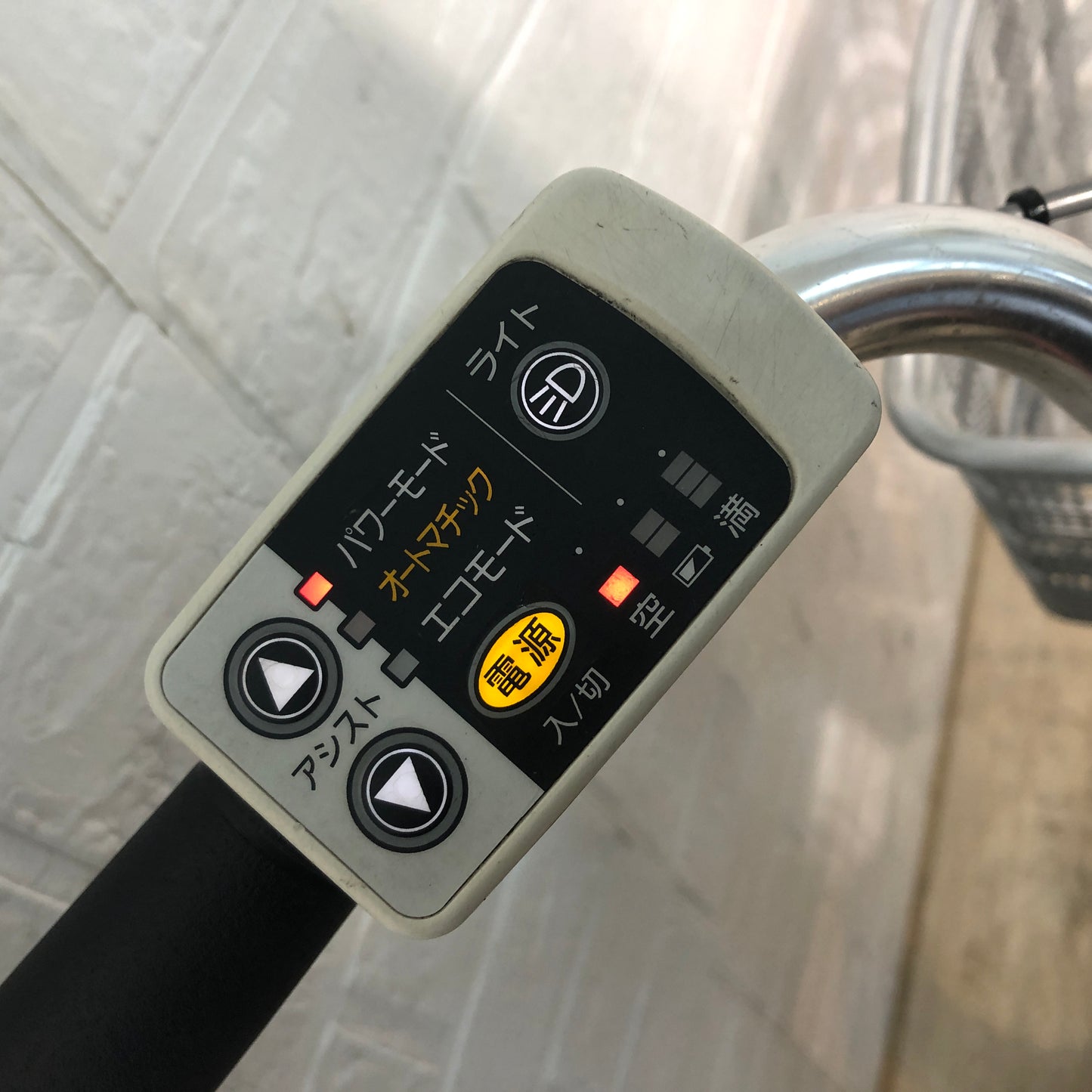 パナソニック ビビ NX シルバー 26インチ YP108 【中古車】