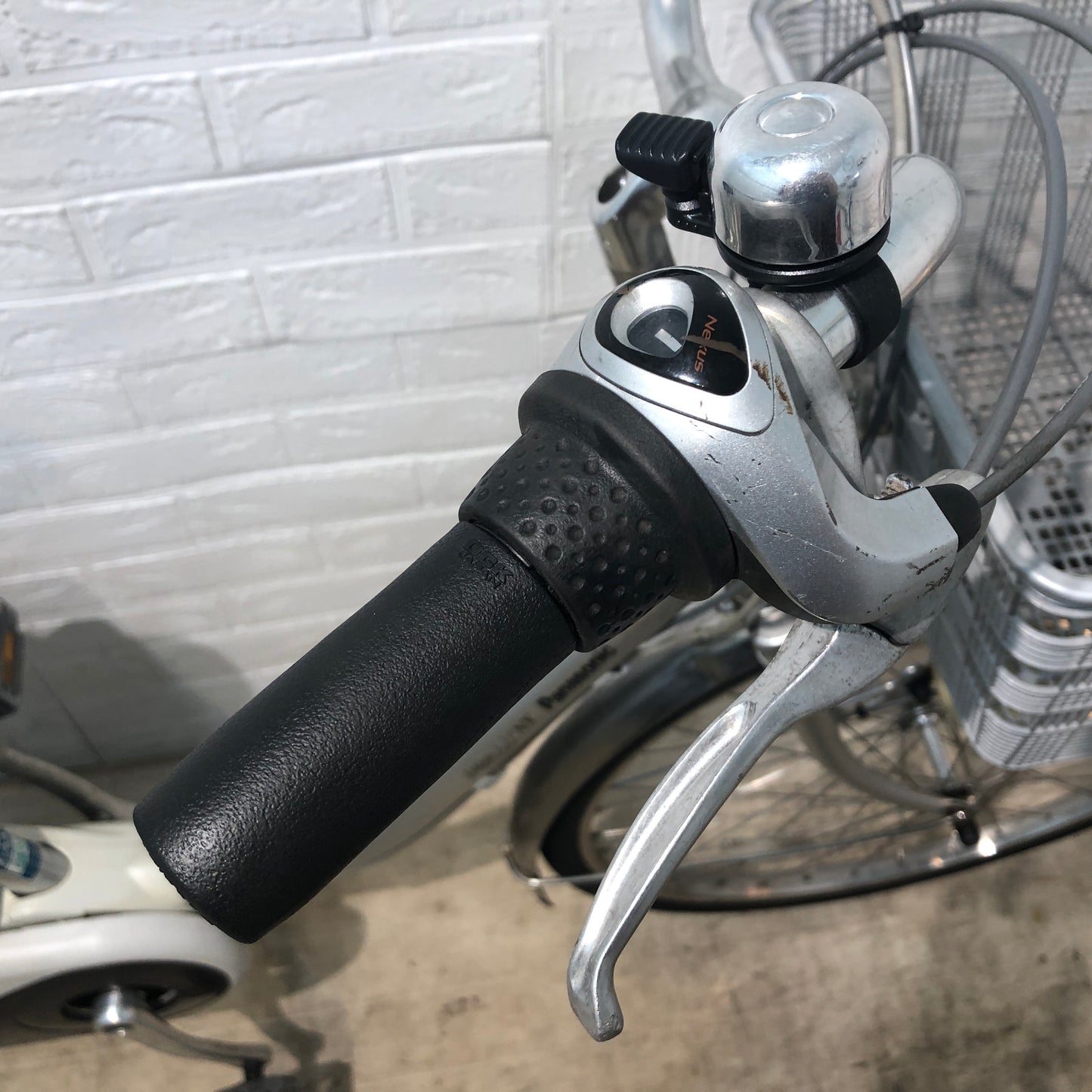 パナソニック ビビ NX シルバー 26インチ YP108 【中古車】