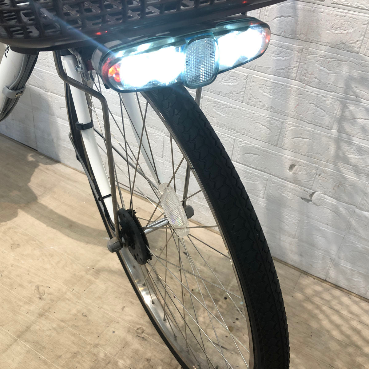 パナソニック ビビ DX ホワイト 24インチ YU116 【中古車】
