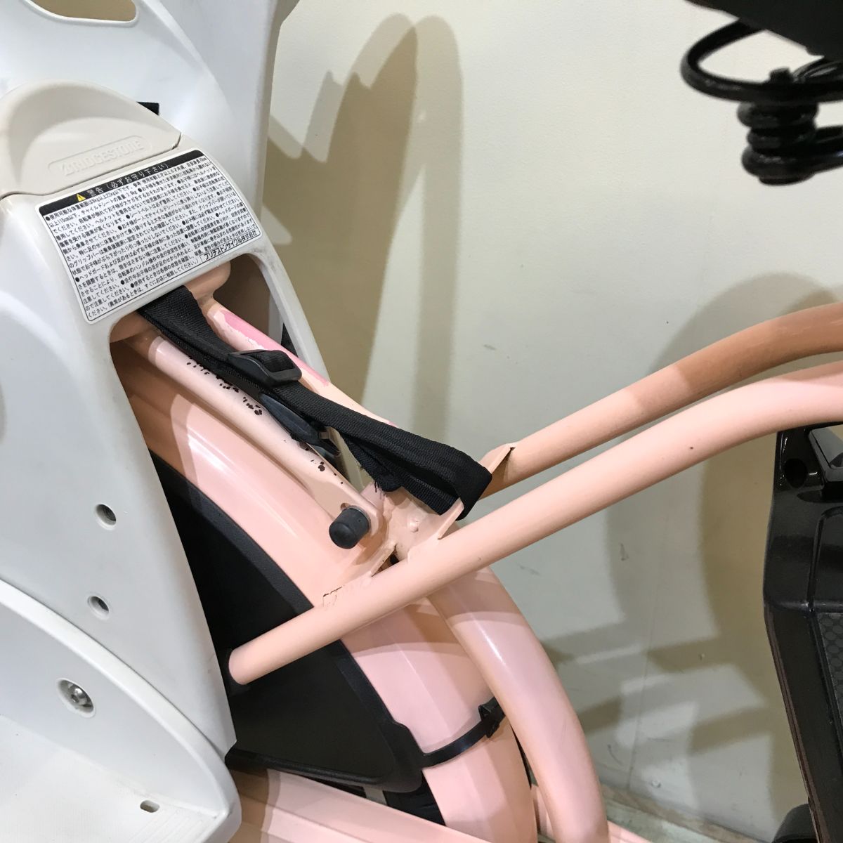 ブリヂストン bikke 2 e ビッケ ツー イー ピンク 20インチ KN027【中古車】