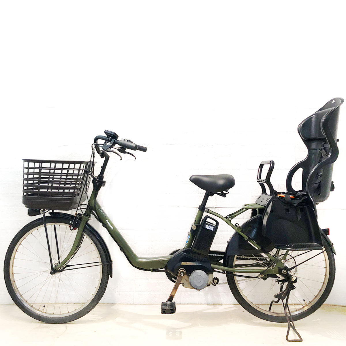 パナソニック ギュット ステージ 22 カーキ 22インチ YB099【中古車】