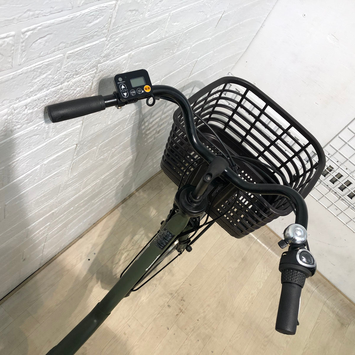 パナソニック ギュット ステージ 22 カーキ 22インチ YB099【中古車】