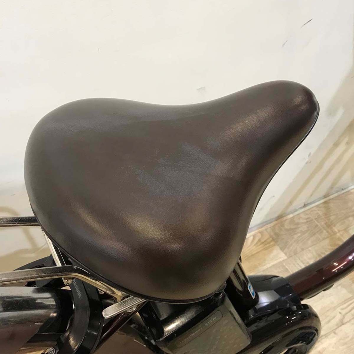 パナソニック ビビ DX ブラウン 26インチ KW054 【中古車】