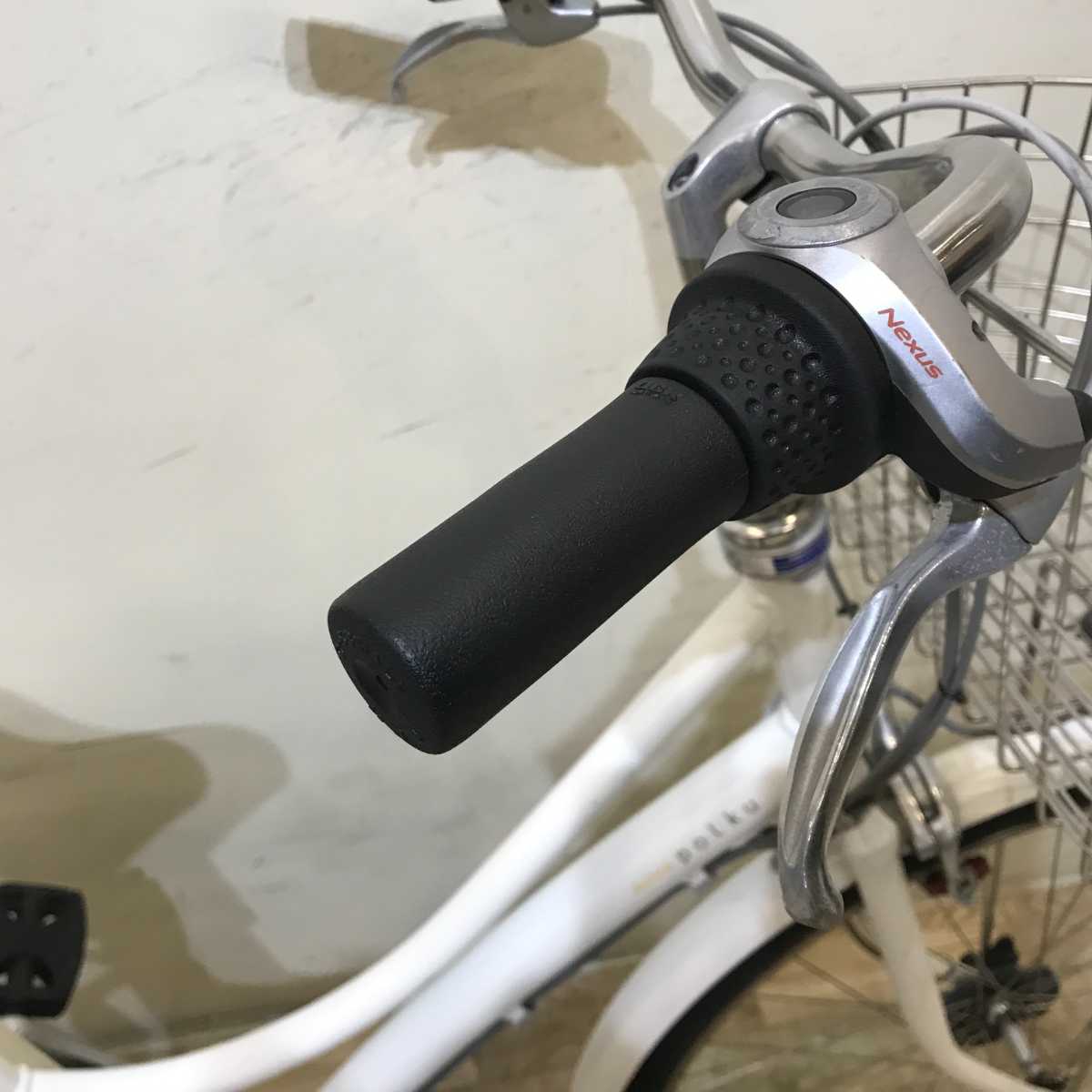 ブリヂストン アシスタ ポルク ホワイト 26インチ KR124 【中古車】