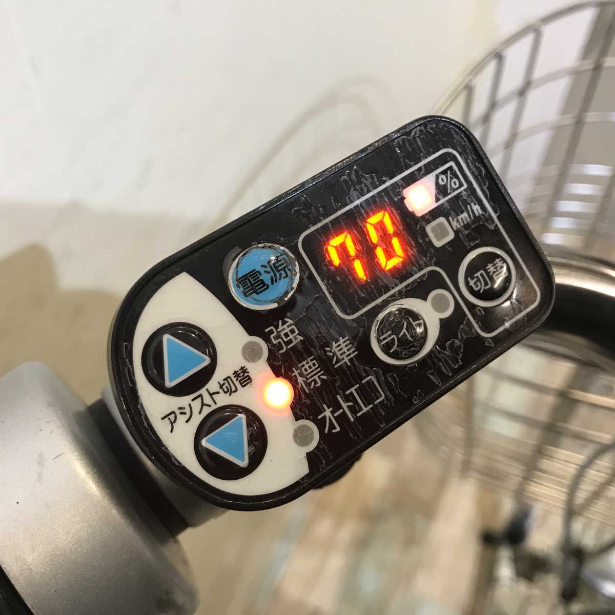 ブリヂストン アシスタ ポルク ホワイト 26インチ KR124 【中古車】
