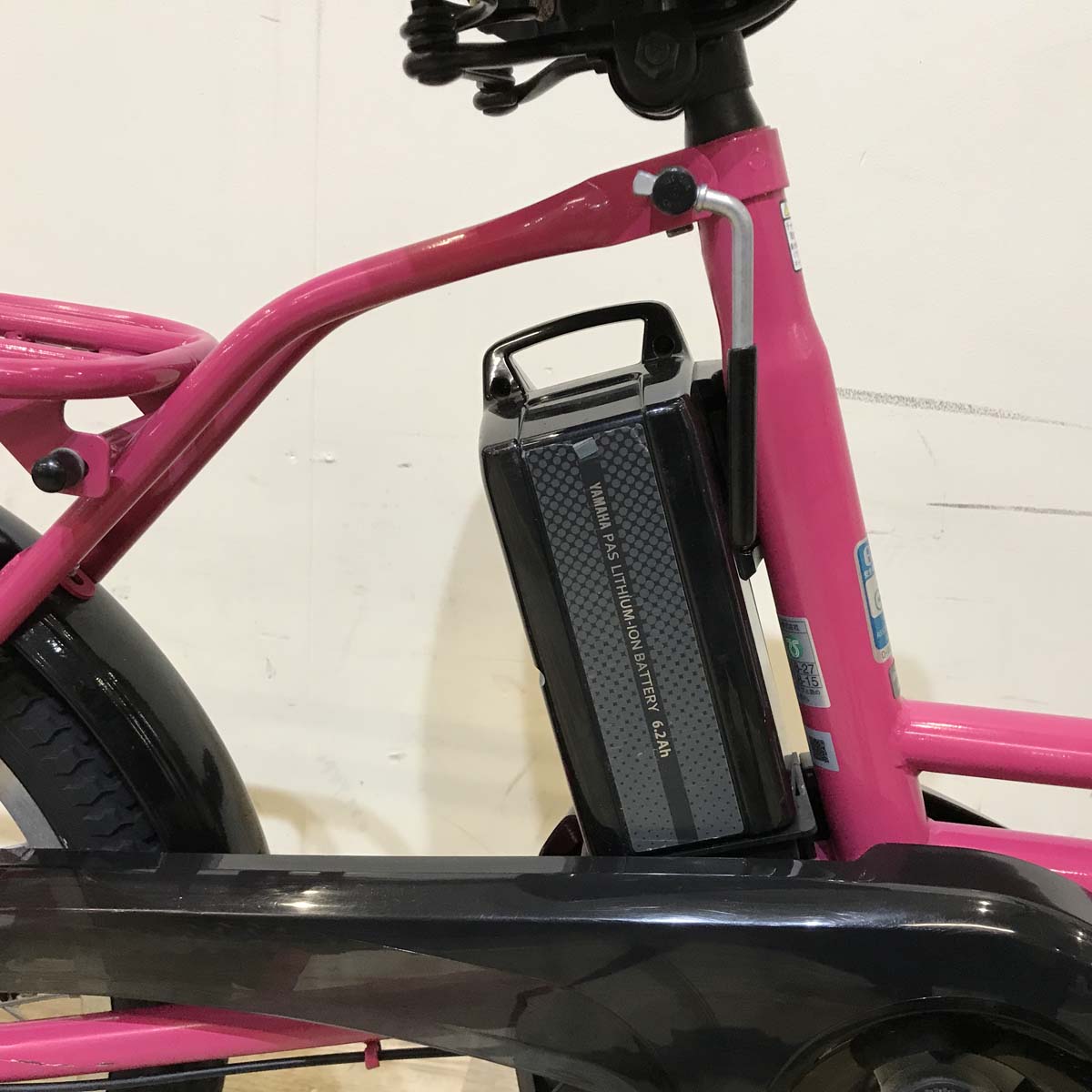 ブリヂストン アシスタファイン ミニ ピンク 前20×後18インチ KSR098【中古車】
