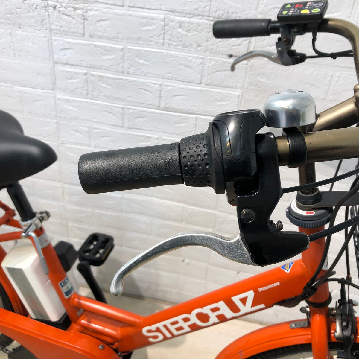 中古電動自転車 ブリヂストン ステップクルーズ e オレンジ 26インチ YB101