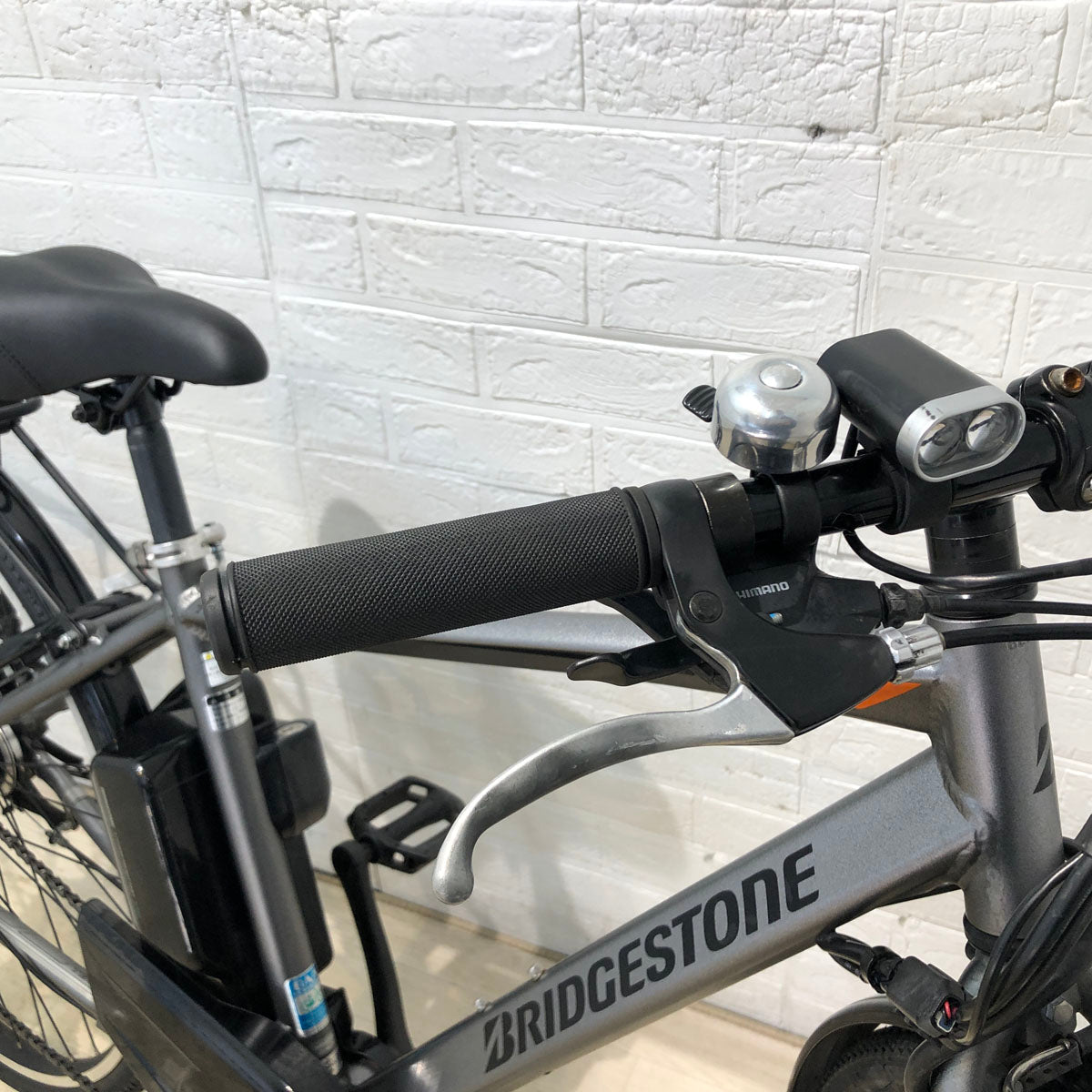 中古電動自転車 ブリヂストン TB1e グレー 27インチ SR411Y