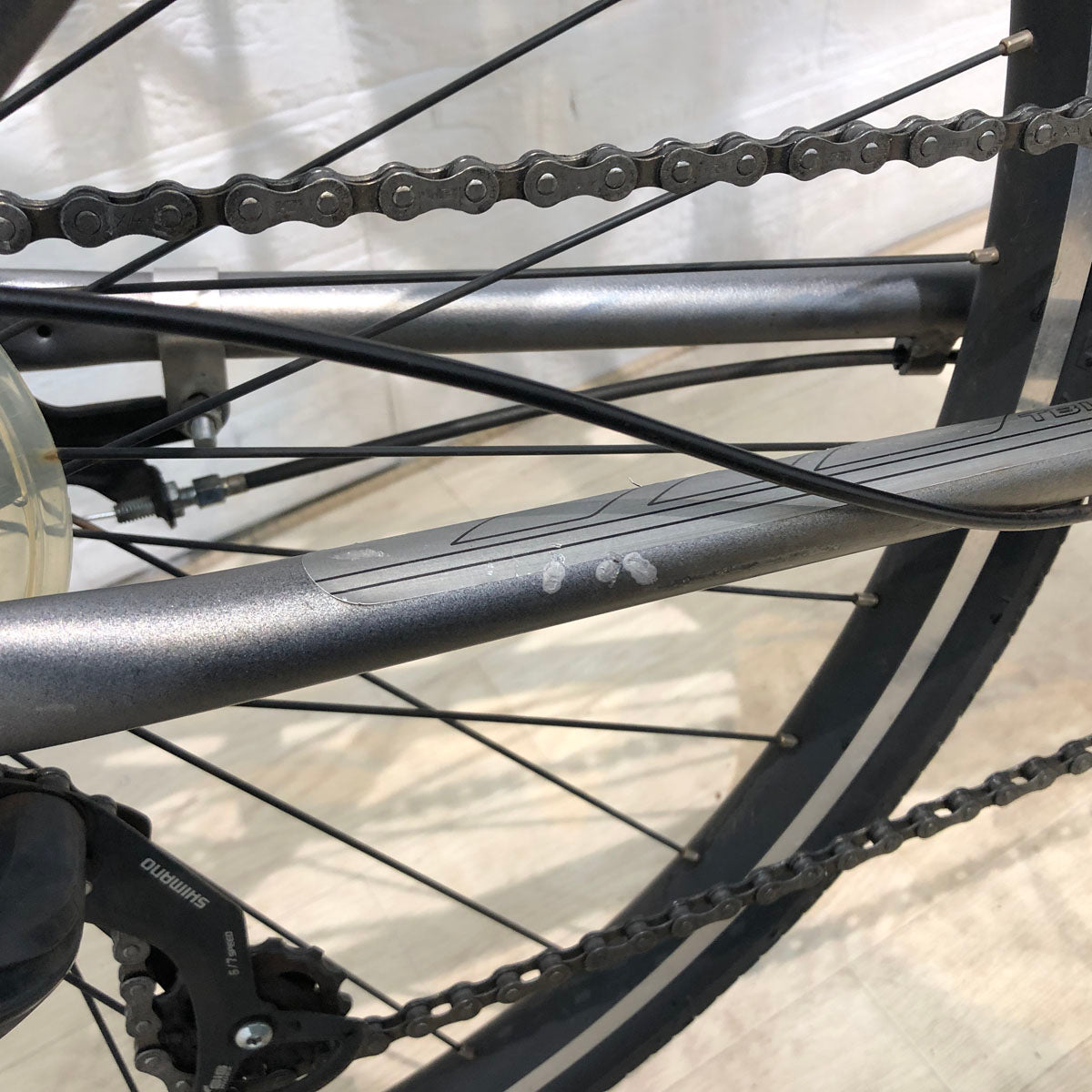 ブリヂストン TB1e グレー 27インチ SR411Y 【中古車】