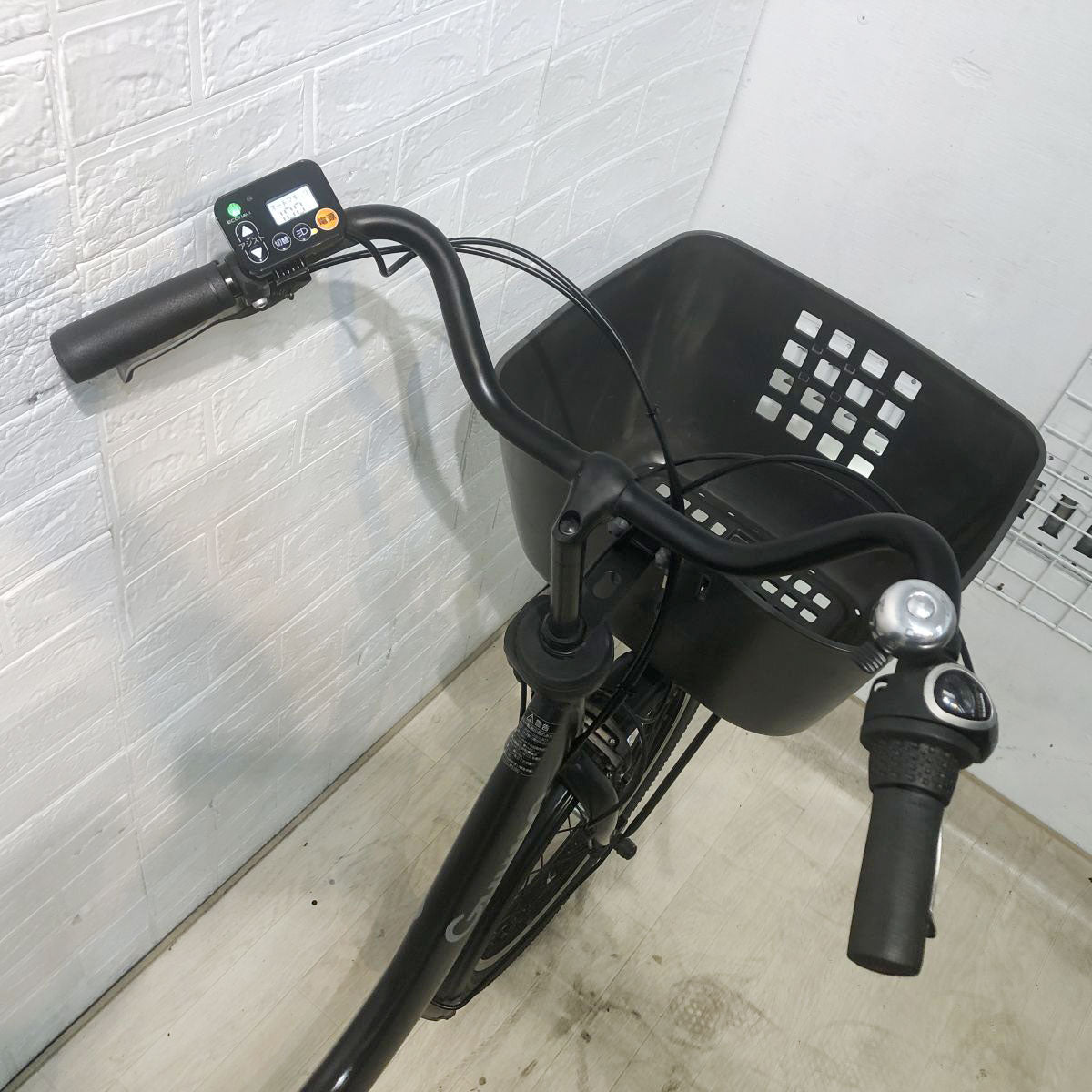 パナソニック ギュットクルームR ブラック 20インチ YH020 【中古車】