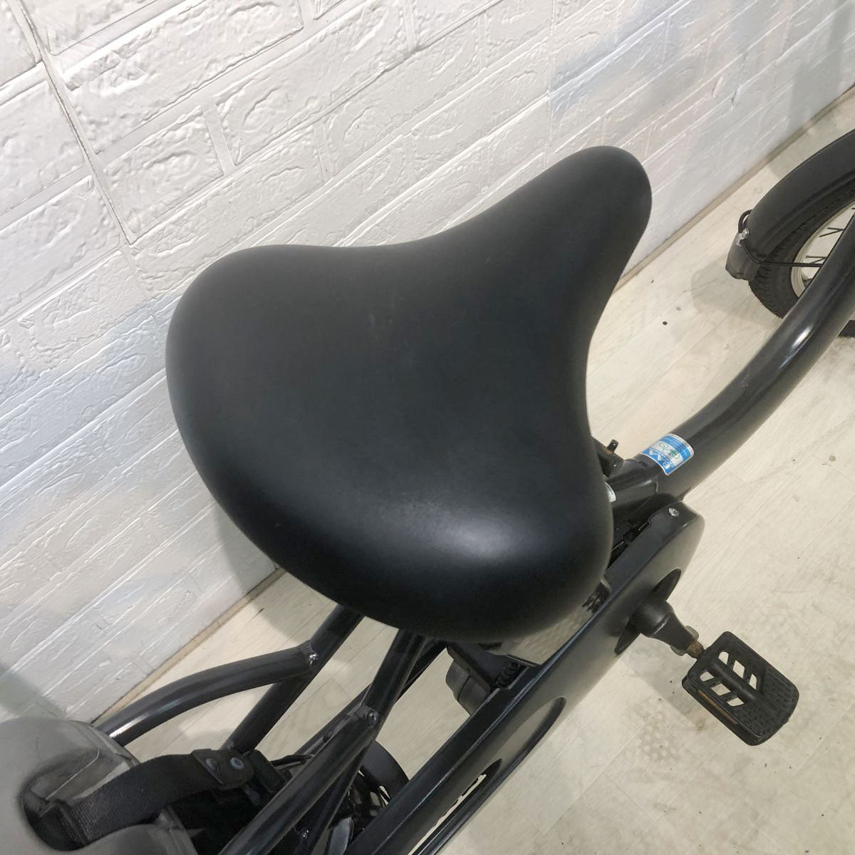 パナソニック ギュットクルームR ブラック 20インチ YH020 【中古車】
